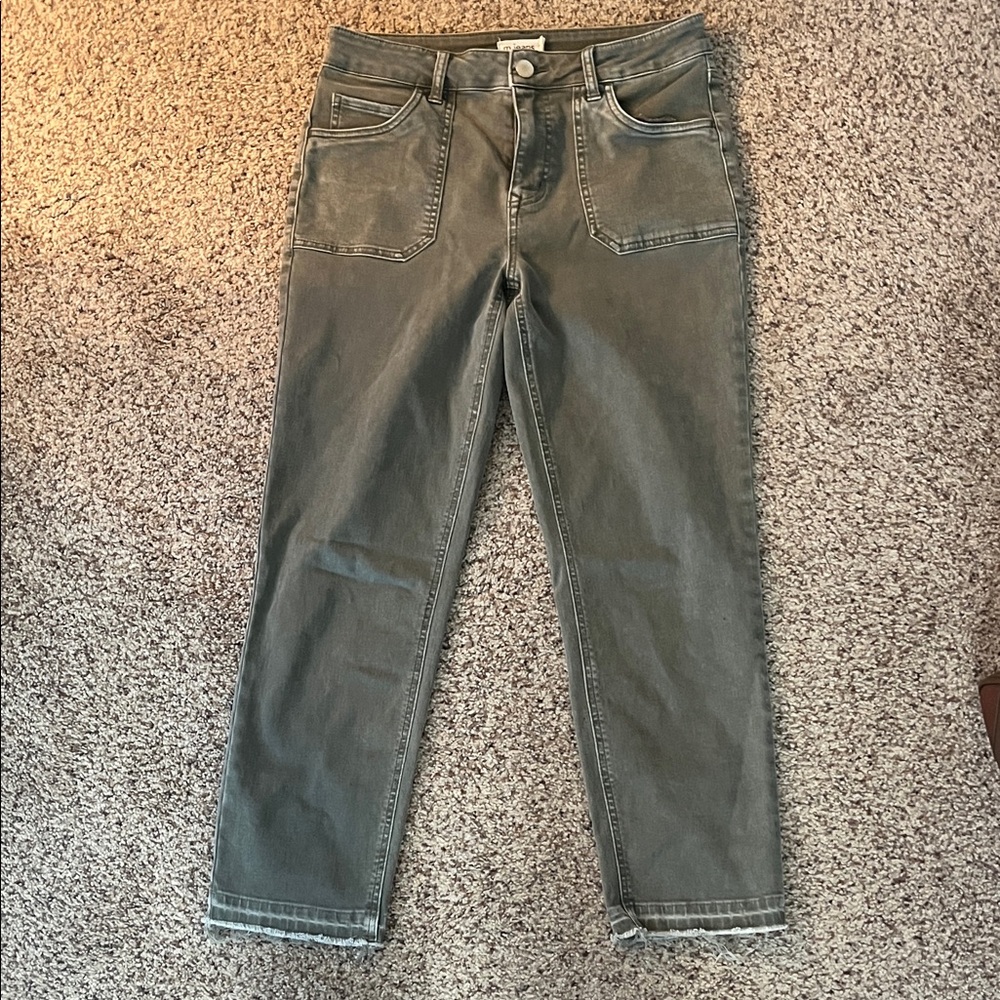 Maurices Straight Leg Jeans in Olive